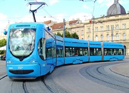 Zagreb insider savjeti za turiste: kako doživjeti grad poput lokalca 2 Zagreb Zet tramvaj